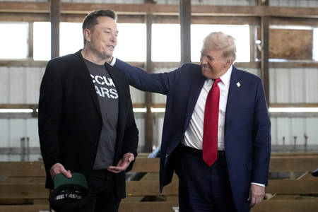 ‘He Just Went CRAZY!’ Trump Ramps Up Musk Feud to DEFCON-1 by Threatening ‘Billions’ in His Federal Contracts
