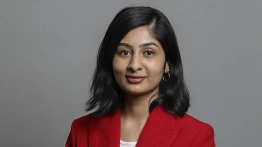 MP ousted from Labour announces she is starting new political party with Jeremy Corbyn