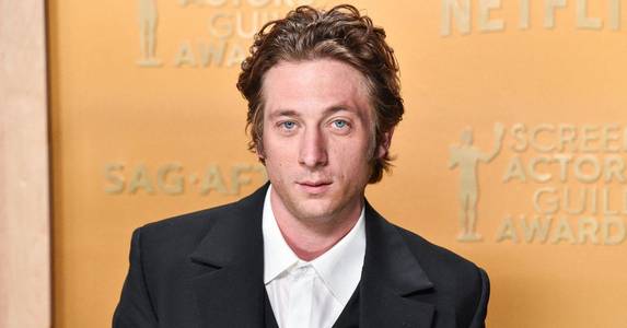 Jeremy Allen White Goes All-In as Bruce Springsteen in 'Deliver Me From Nowhere' Trailer: Watch