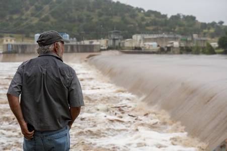 Search for missing girls from summer camp after Texas floods kill at least 24