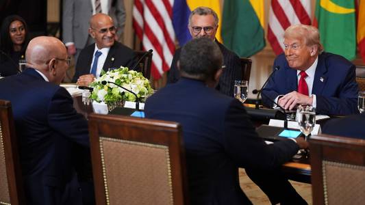 Trump praises Liberian president's English - the country's official language