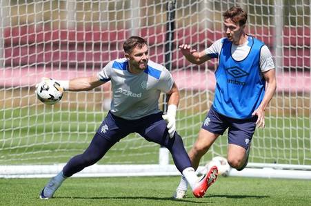 Jack Butland warned Rangers transfer needle hasn't shifted on new keeper as Russell Martin reveals ideal scenario