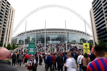 Exclusive: Wembley sales key to rugby league Ashes record crowd hopes