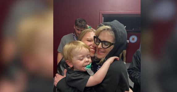 Kelly Osbourne Was 'Grateful' Her Dad Ozzy Was Able to Say 'Goodbye' in the 'Most Beautiful Way' Before His Tragic Death