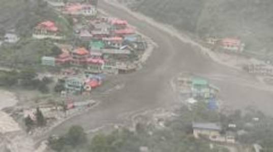Dozens feared trapped as cloudburst triggers flash floods in India