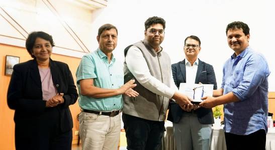 Dr. D. Y. Patil Medical College, Hospital & Research Centre, Pimpri, Pune, conferred with the Best BSD Award and Best Organ Transplant Coordinator Award