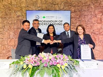 Cathay United Bank Signs Tripartite MOU with PEZA and RCBC to Support Corporate Expansion into the Philippines
